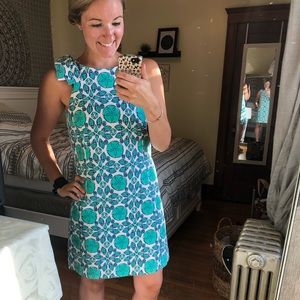 Vineyard Vines Sand Dollar Shift Dress